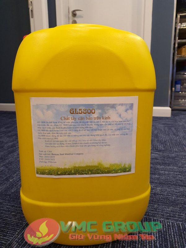 gl5800-chat-lam-sach-can-canxi-tren-kinh gl5800-chat-lam-sach-can-canxi-tren-kinh