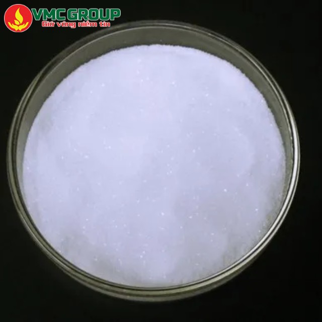 CH4N2S có dạng bột màu trắng