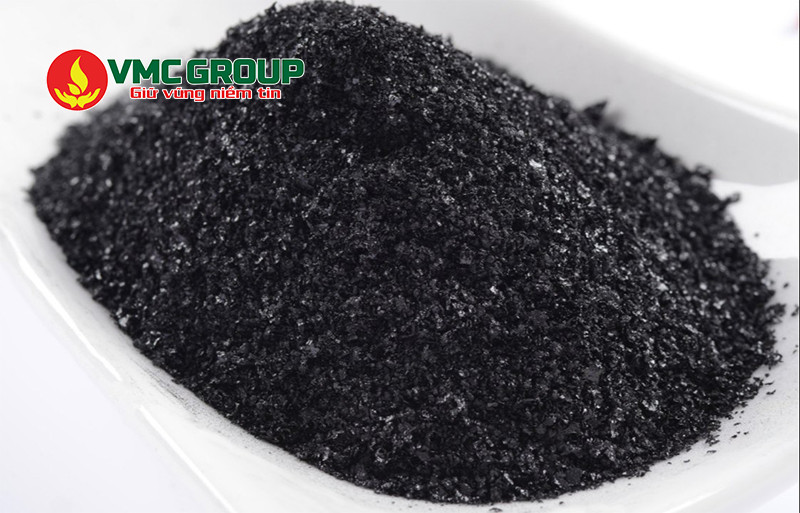 Potassium humate có dạng bột màu đen