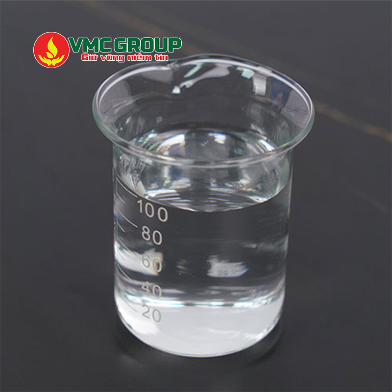 Butyl acetate có dạng lỏng màu trong suốt
