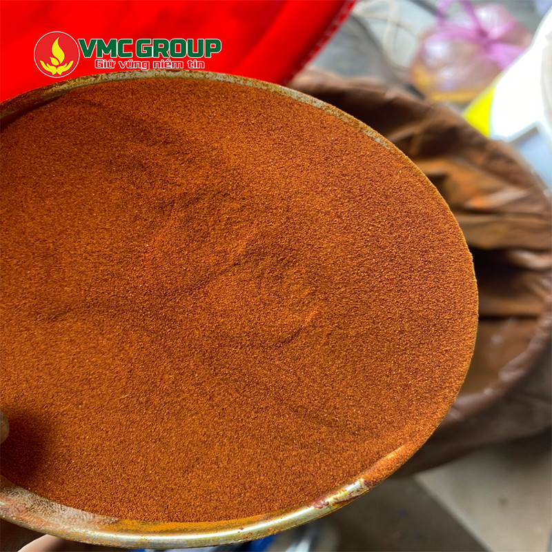 Povidone Iodine có dạng bột màu nâu