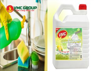 Nước rửa chén dạng lỏng giúp tẩy rửa hiệu quả