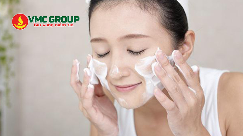 Axit citric là thành phần trong nhiều loại sữa rửa mặt