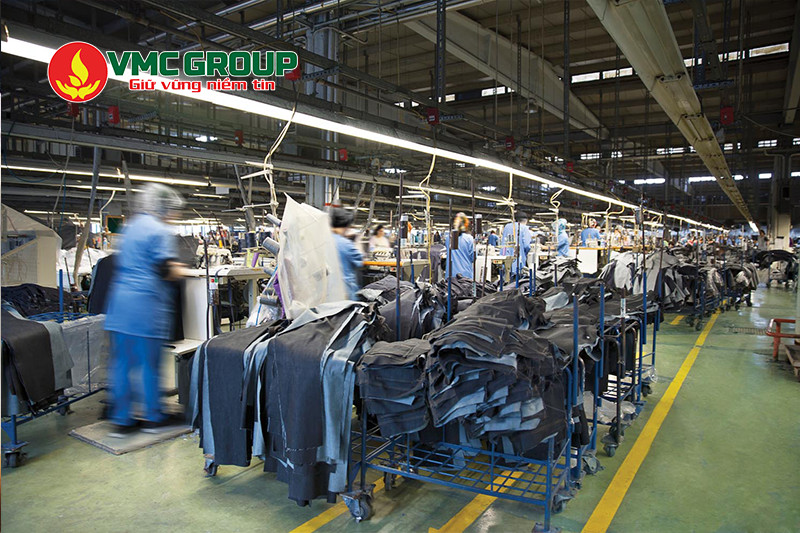 Hóa chất là nguyên liệu quan trọng trong ngành dệt may