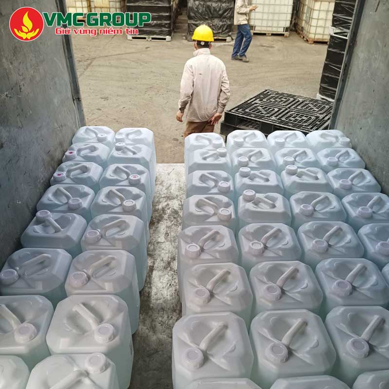 Mua nước cất tại hóa chất Việt Mỹ