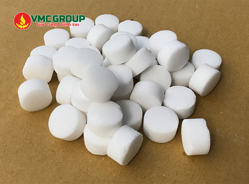 Muối viên VMC có dạng viên hình trụ tròn
