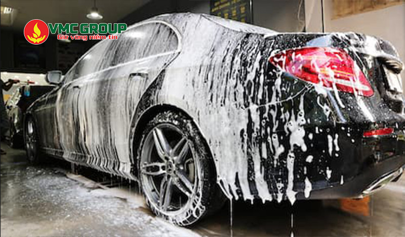 Sodium Lauryl Sulfate được dùng trong sản xuất chất tẩy rửa công nghiệp