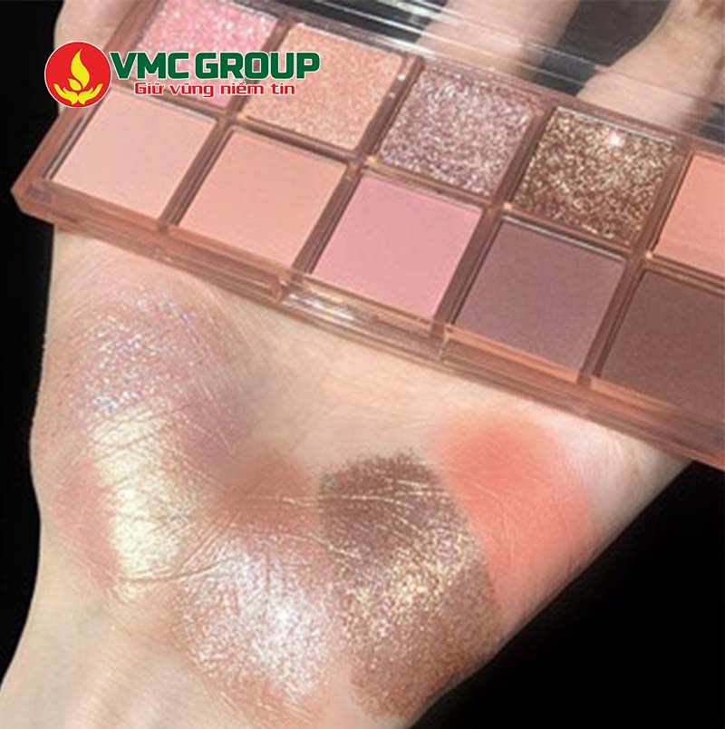 Iron oxide red dùng tạo màu trong mỹ phẩm