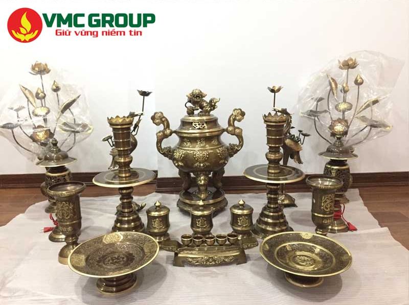 Kẽm thỏi ứng dụng trong sản xuất các đồ dùng bằng đồng thau