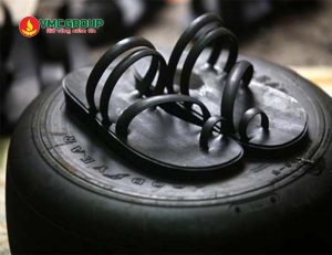 Zinc oxide được dùng trong sản xuất cao su