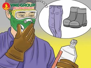Trang bị đồ bảo hộ lao động khi tiếp xúc với dung môi MEG