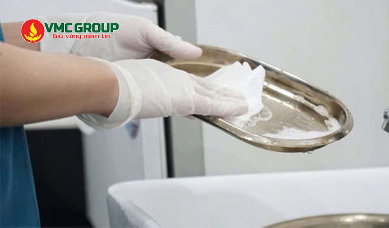 Proxitane dùng trong khử trùng thiết bị y tế