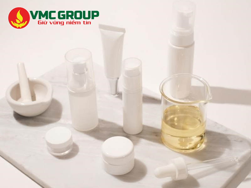 Ứng dụng của Benzyl Alcohol trong mỹ phẩm