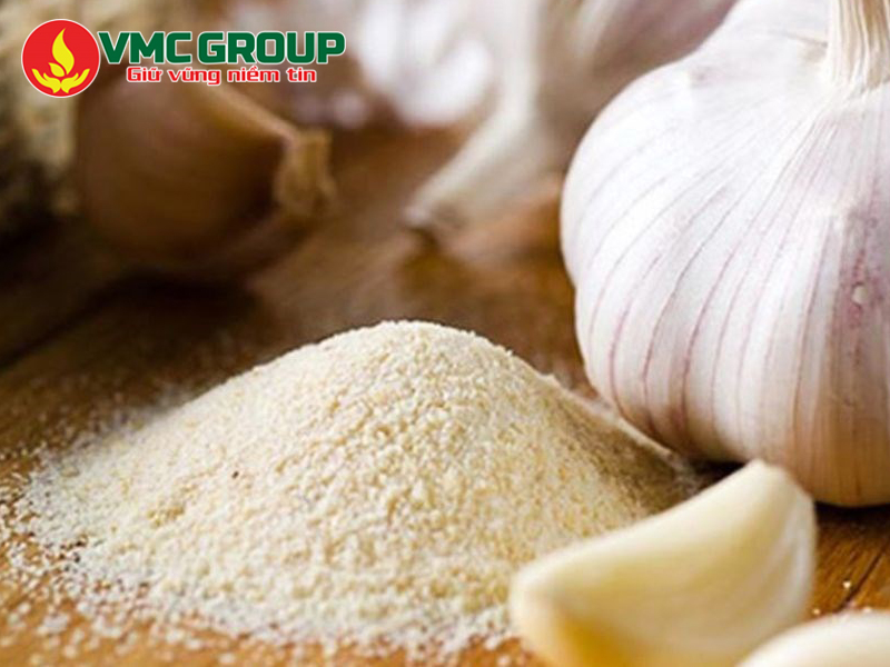 Bột tỏi dùng trong thủy sản có dạng bột màu trắng ngà
