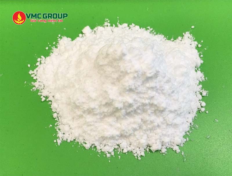 Canxi sunfat có dạng bột màu trắng