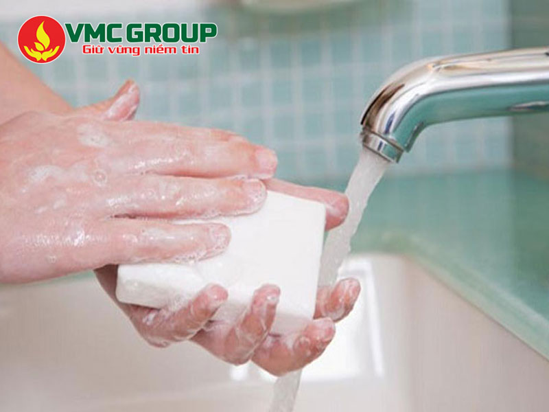 KOH có ứng dụng trong sản xuất xà phòng