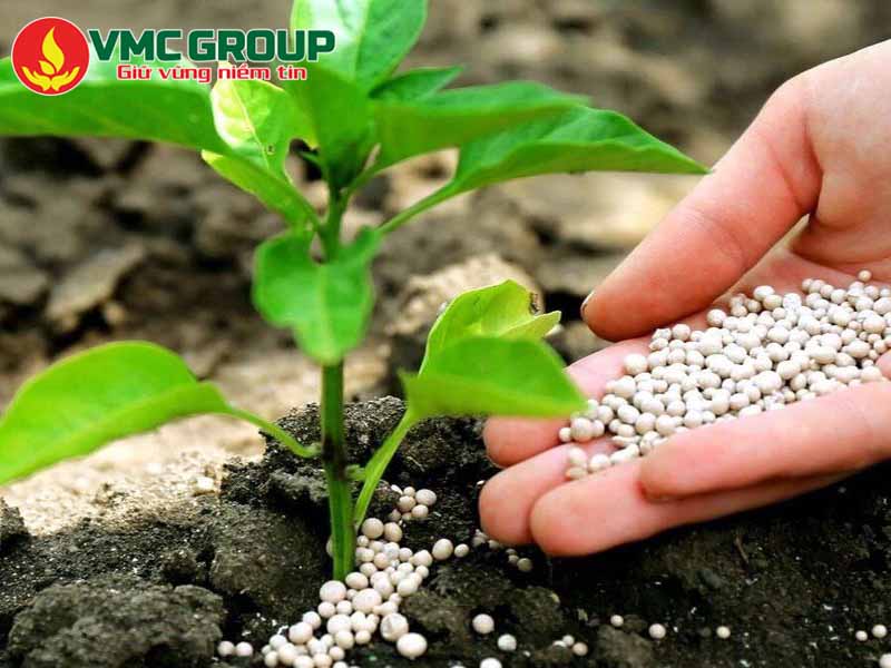 Lợi ích khi sử dụng acid nitric trong sản xuất phân bón