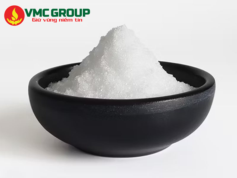 Sodium Hypophosphite có dạng rắn màu trắng